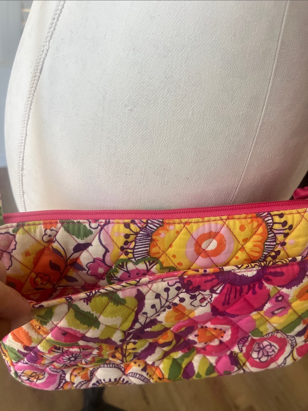 🌸 Vera Bradley Little Hipster Crossbody Bag | Retired Clementine Print - Picture 7 of 9